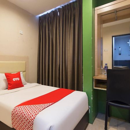 Hotel O Hotel 916 Batu Caves Ngoại thất bức ảnh